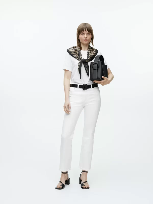 White T-shirt - Image 2